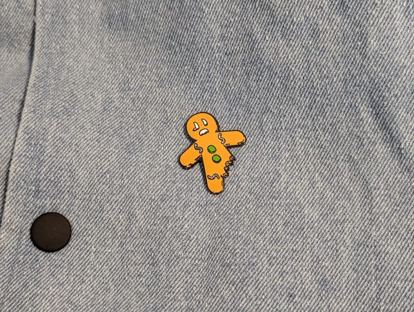 EPHGBX235-GINGERBREAD Pin on Denim